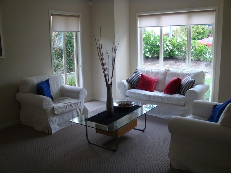 4 Twynam Mews, Pacific Pines QLD 4211