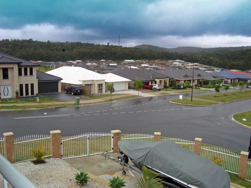 84 Diamantina Circuit, Pacific Pines QLD 4211