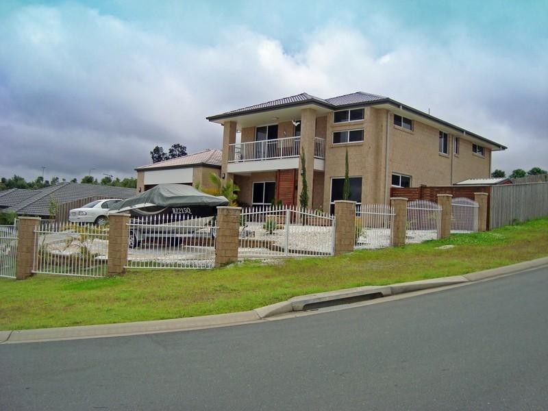 84 Diamantina Circuit, Pacific Pines QLD 4211