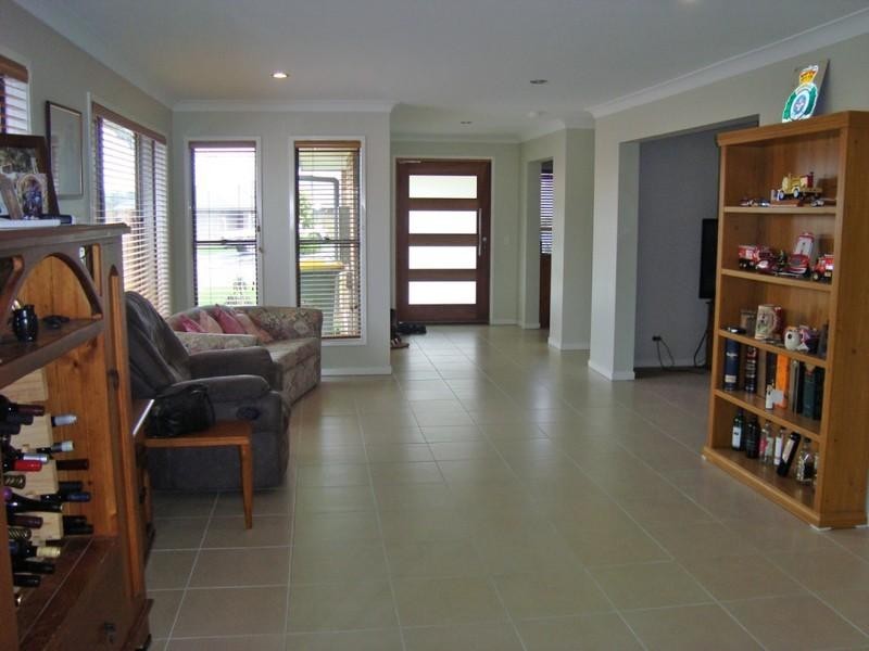 Pacific Pines QLD 4211