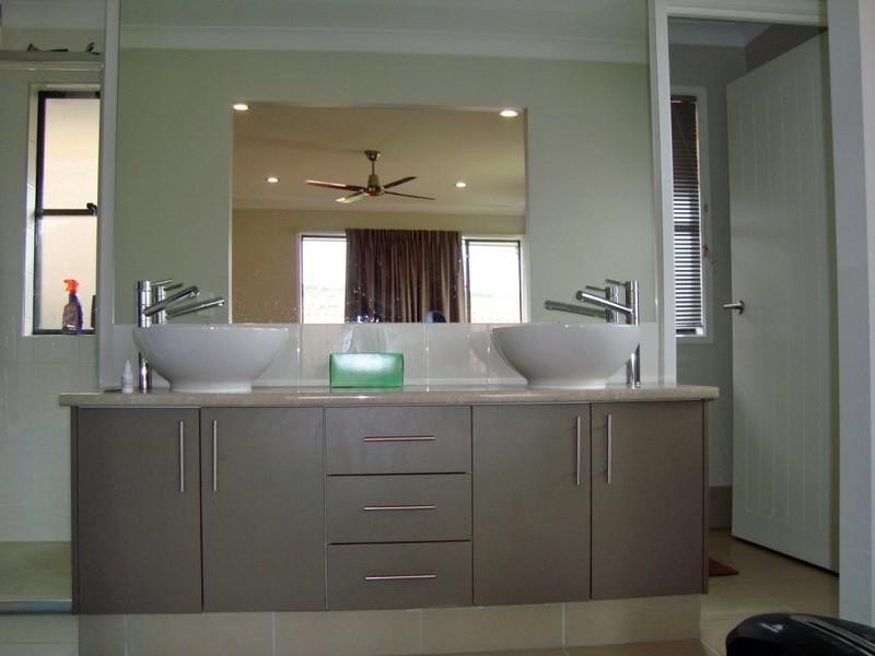 Pacific Pines QLD 4211