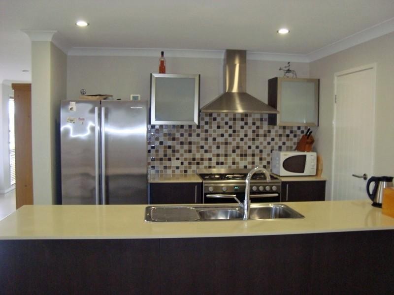 Pacific Pines QLD 4211