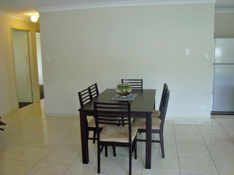 84 Hawkesbury Avenue, Pacific Pines QLD 4211