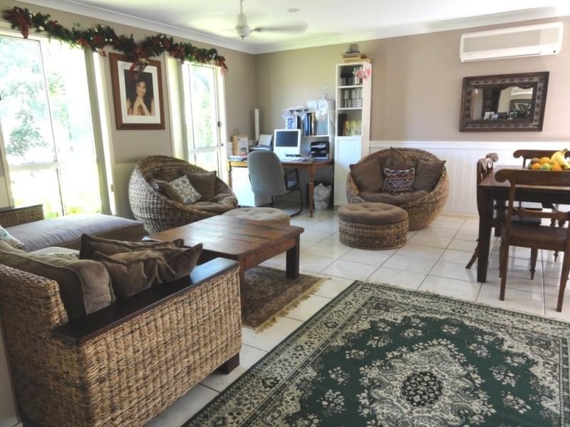 Pacific Pines QLD 4211