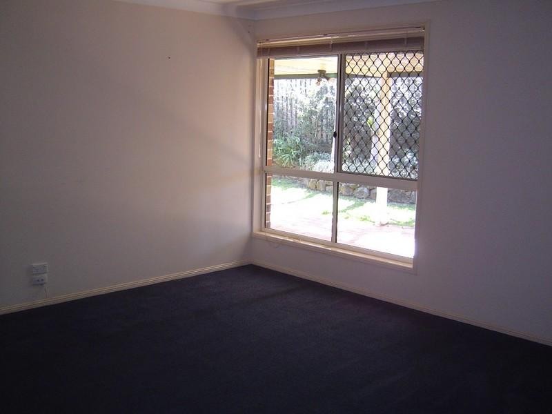 19 Nandi Terrace, Pacific Pines QLD 4211