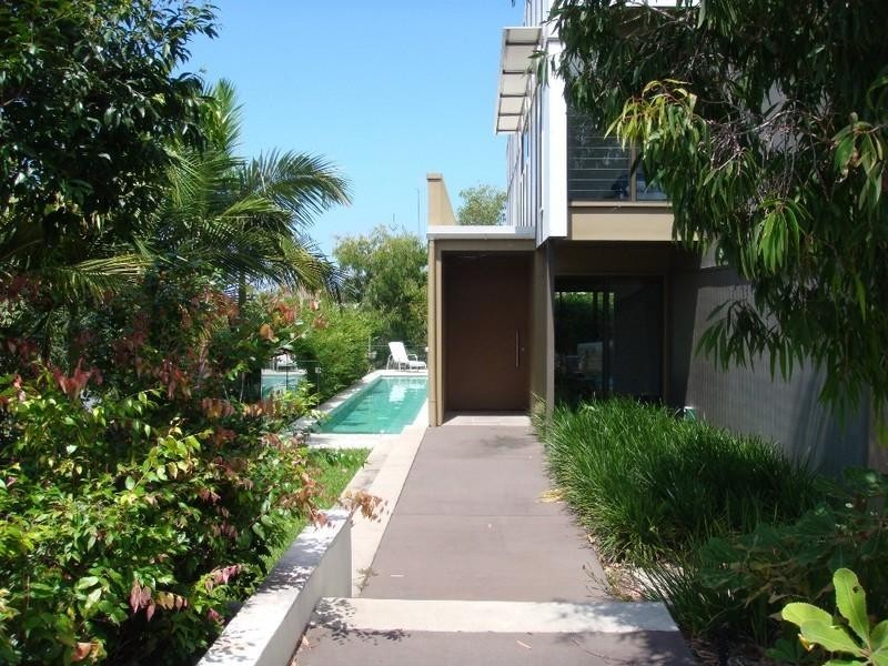 2 Twynam Mews, Pacific Pines QLD 4211