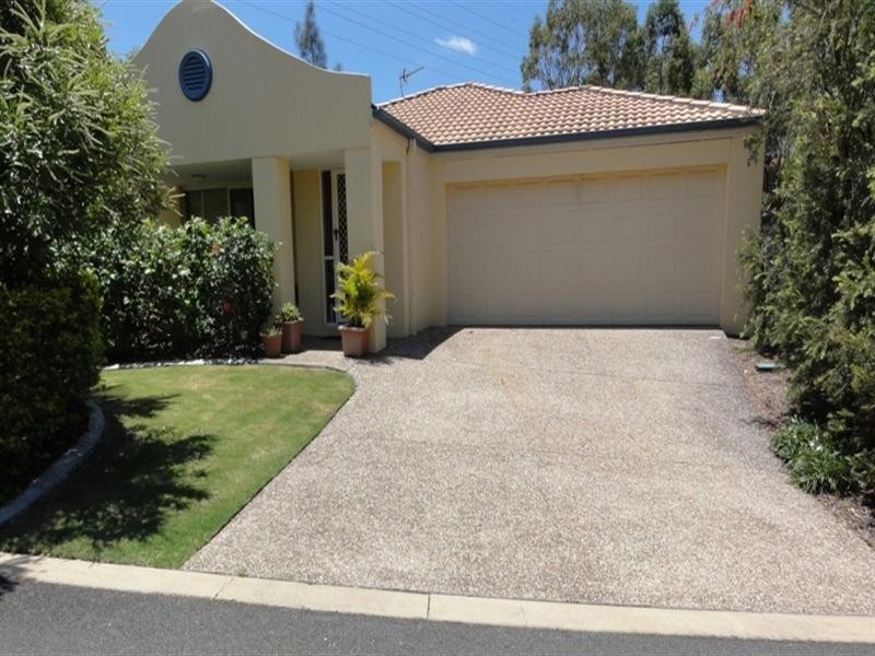 Pacific Pines QLD 4211