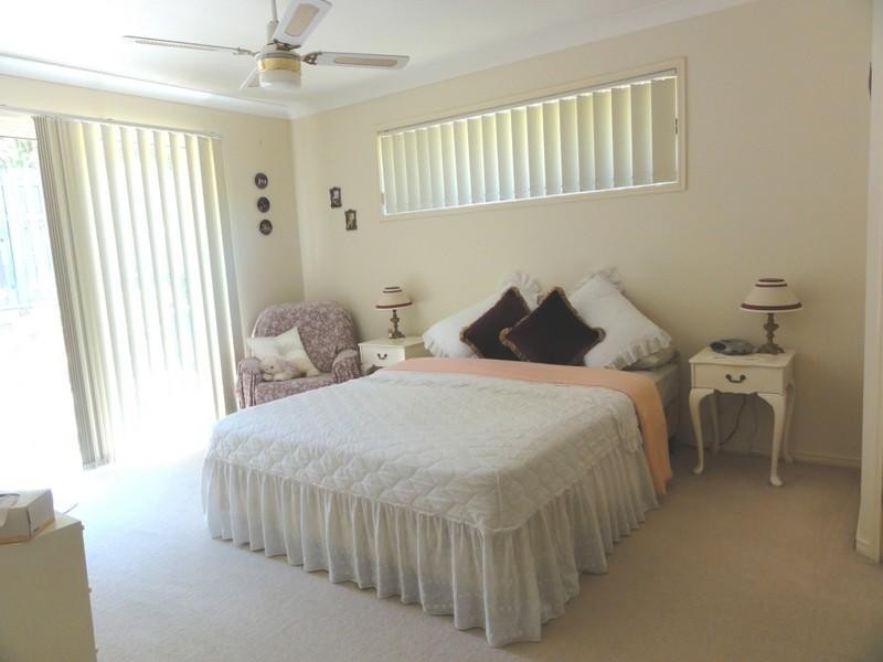 Pacific Pines QLD 4211