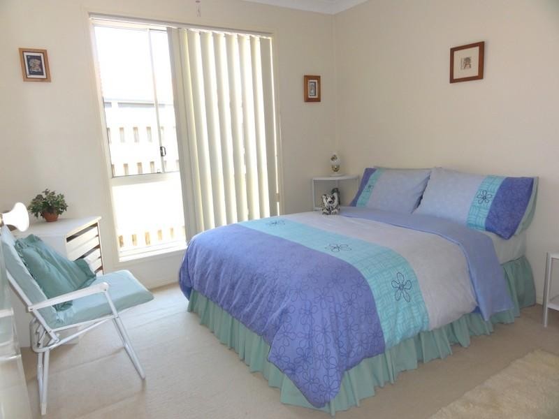 Pacific Pines QLD 4211