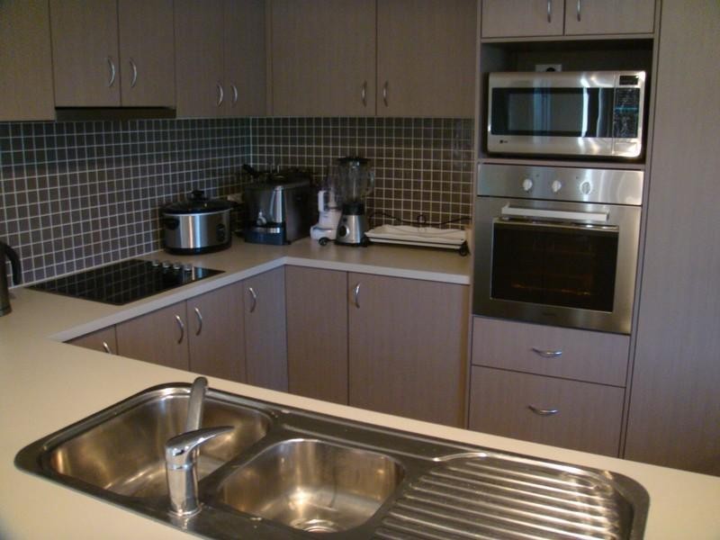 10 Chesterton Street, Pacific Pines QLD 4211