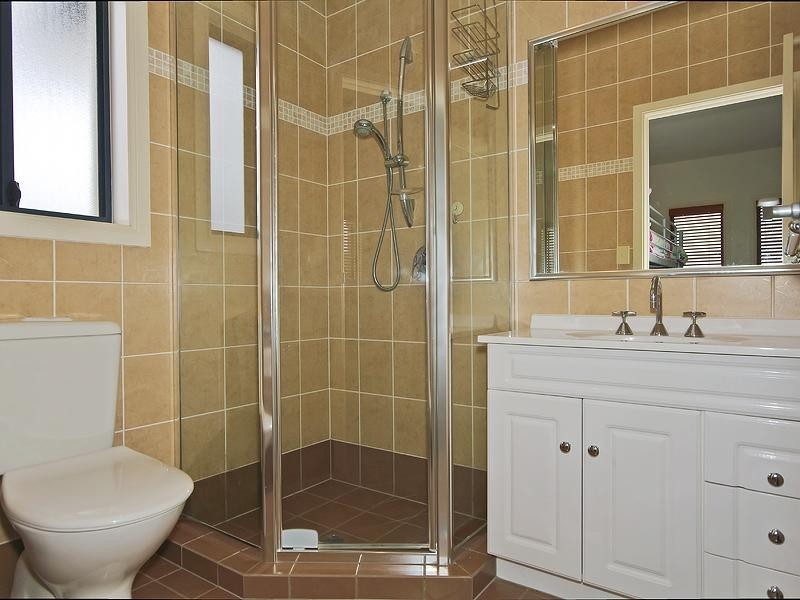 77 Salvado Drive, Pacific Pines QLD 4211