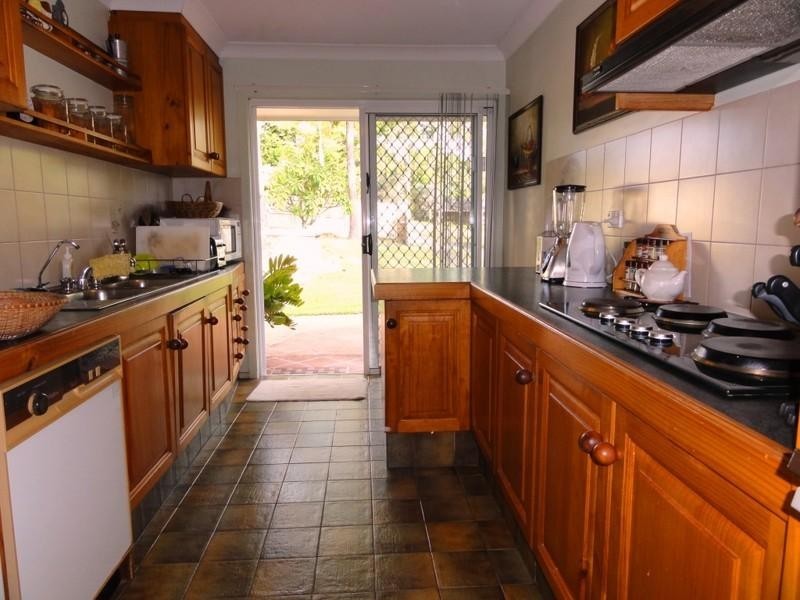 7 Connemara Road, Gaven QLD 4211