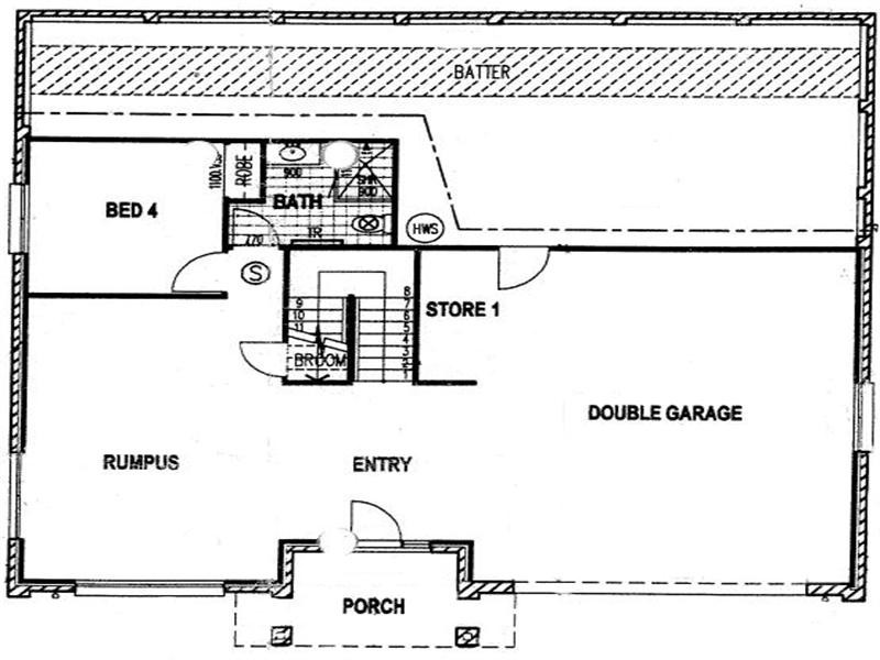 8 Moorea Court, Pacific Pines QLD 4211