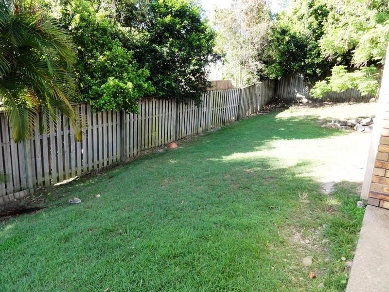 11 Austral Court, Pacific Pines QLD 4211