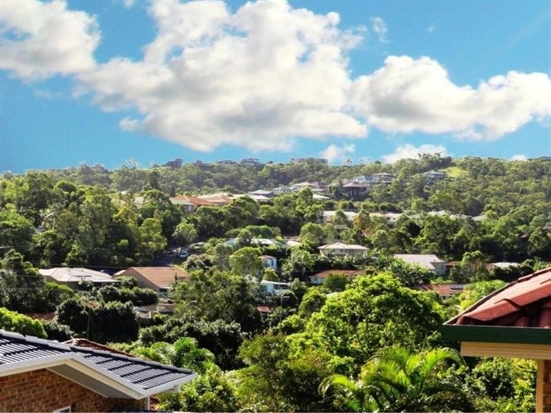 11 Austral Court, Pacific Pines QLD 4211