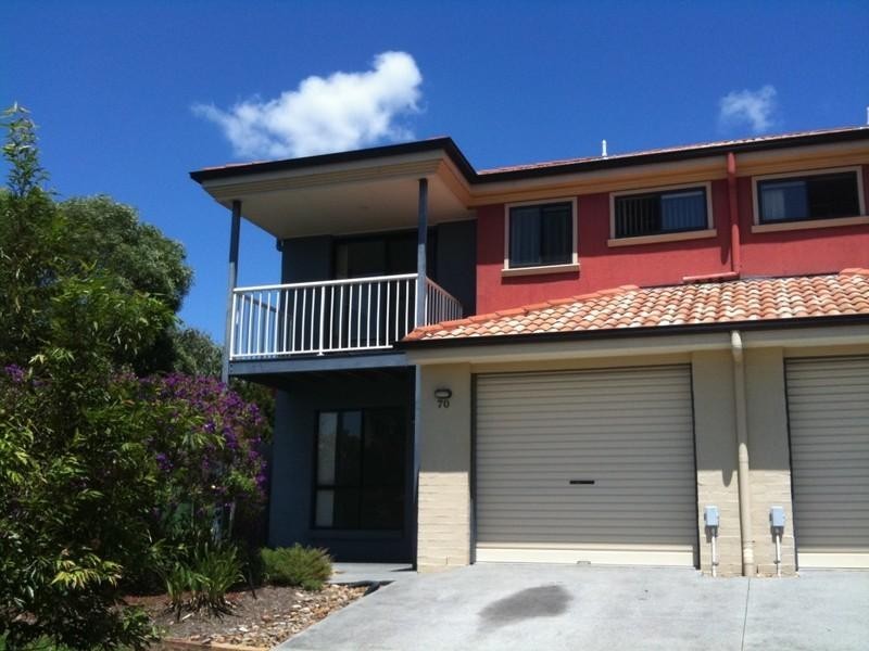 70/31 Archipelago Street, Pacific Pines QLD 4211