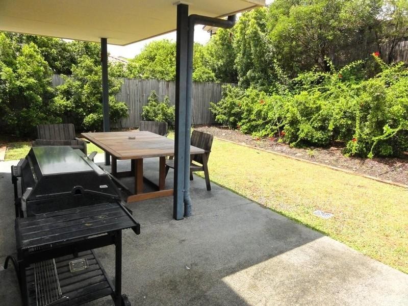 70/31 Archipelago Street, Pacific Pines QLD 4211