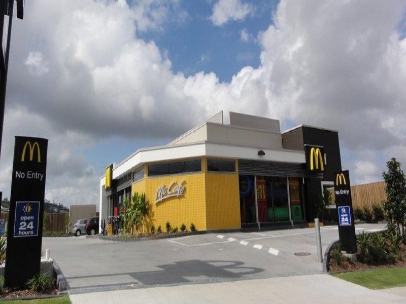 70/31 Archipelago Street, Pacific Pines QLD 4211