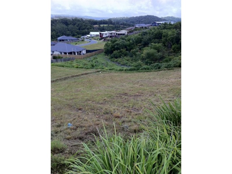 114 Wunburra Circuit, Pacific Pines QLD 4211