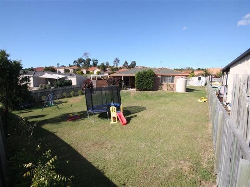 15 Maui Crescent, Oxenford QLD 4210