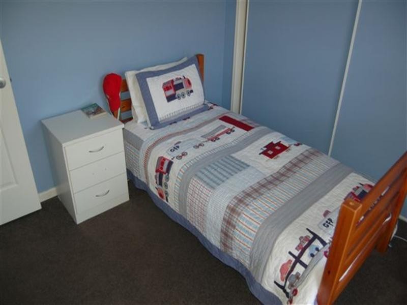 15 Maui Crescent, Oxenford QLD 4210