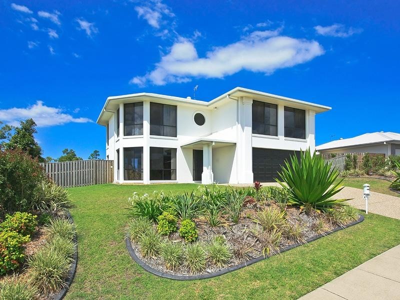 67 Salvado Drive, Pacific Pines QLD 4211