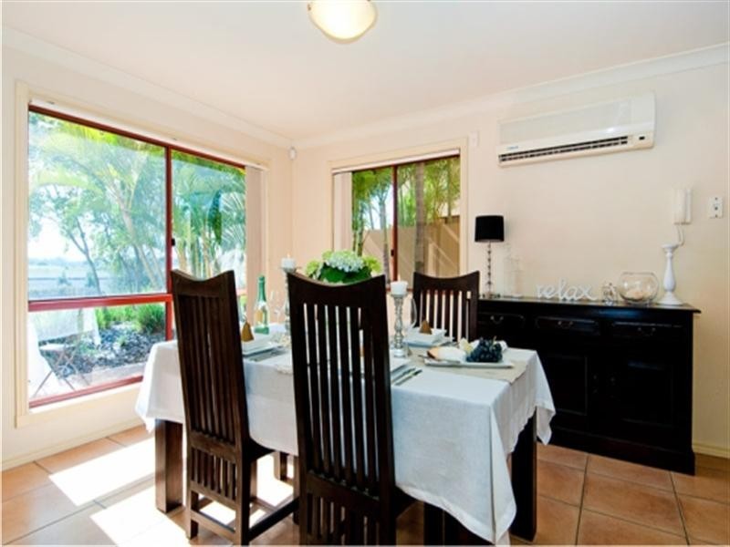 8 Woody Views Way, Robina QLD 4226