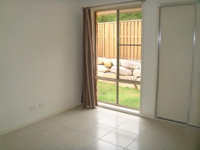 21 Hadrian Crescent, Pacific Pines QLD 4211