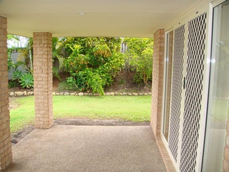 10 Stromlo Court, Pacific Pines QLD 4211