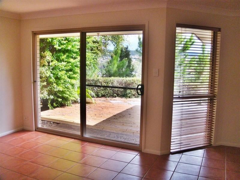 24 Midway Terrace, Pacific Pines QLD 4211