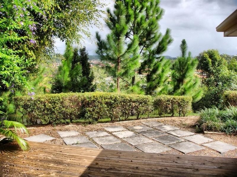 24 Midway Terrace, Pacific Pines QLD 4211