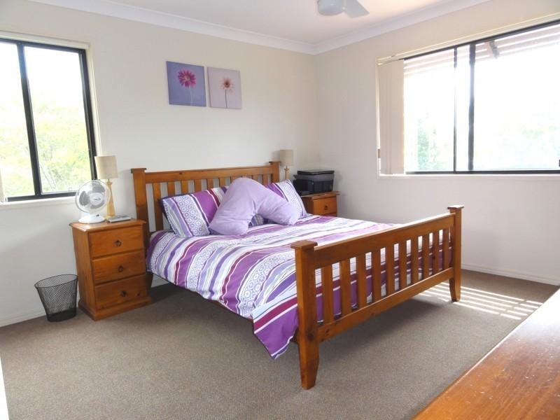 13 Hervey Street, Pacific Pines QLD 4211