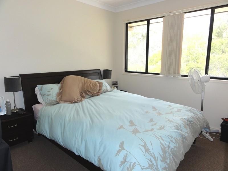 13 Hervey Street, Pacific Pines QLD 4211