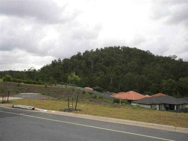 86 McAuley Parade, Pacific Pines QLD 4211