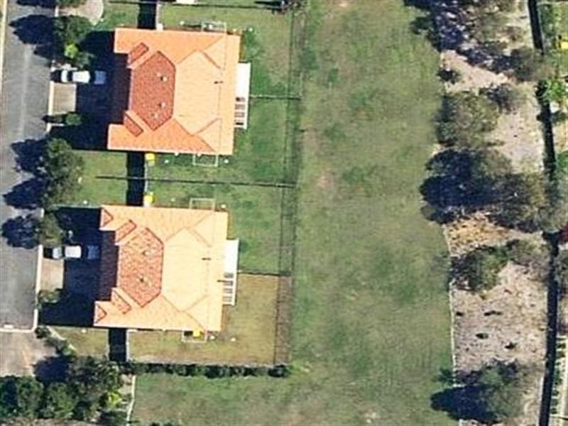 2 Studio Drive, Pacific Pines QLD 4211