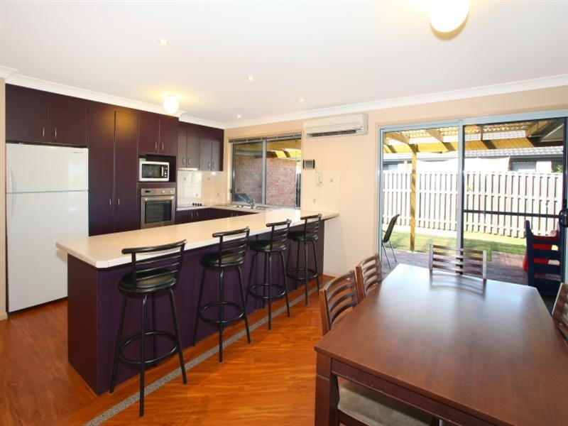 Pacific Pines QLD 4211