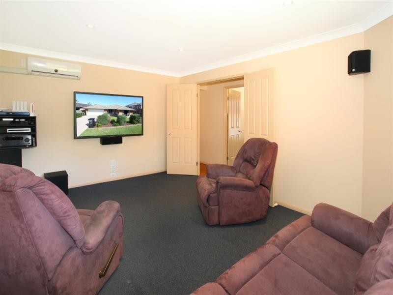 Maudsland QLD 4210