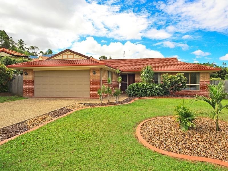 13 Motu Close, Pacific Pines QLD 4211