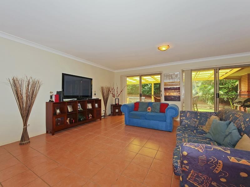 13 Motu Close, Pacific Pines QLD 4211