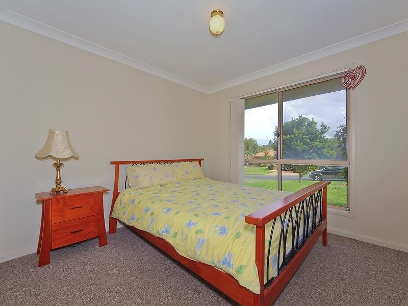 13 Motu Close, Pacific Pines QLD 4211