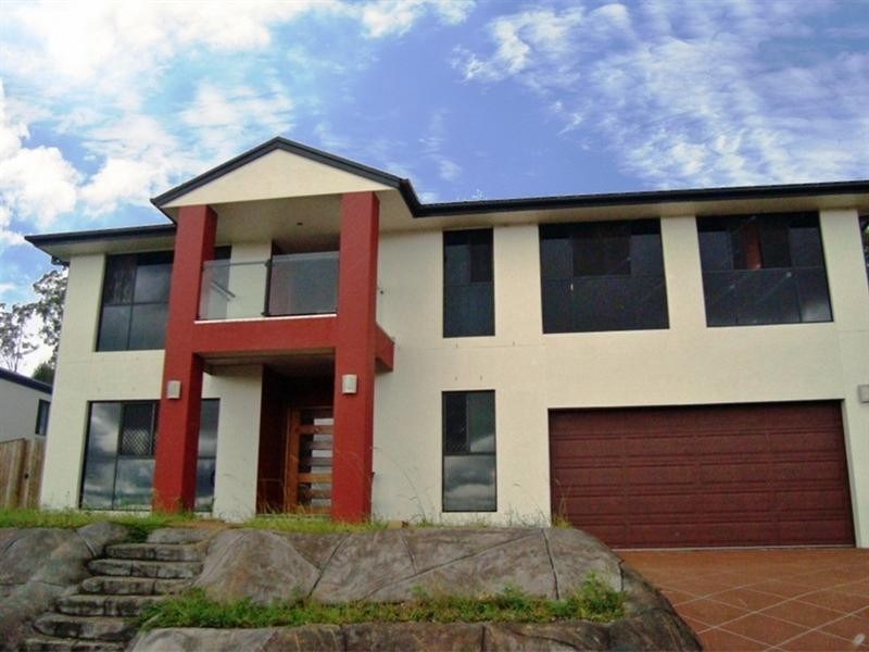15 Sangster Crescent, Pacific Pines QLD 4211