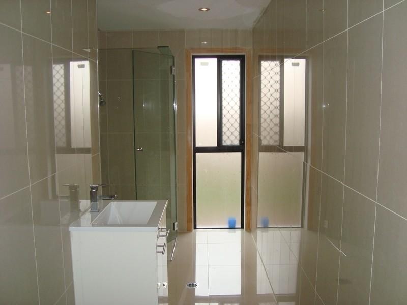 15 Sangster Crescent, Pacific Pines QLD 4211