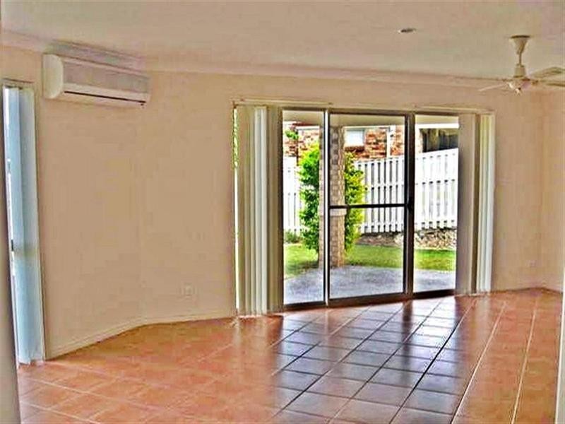 45 Feathertop Crescent, Pacific Pines QLD 4211