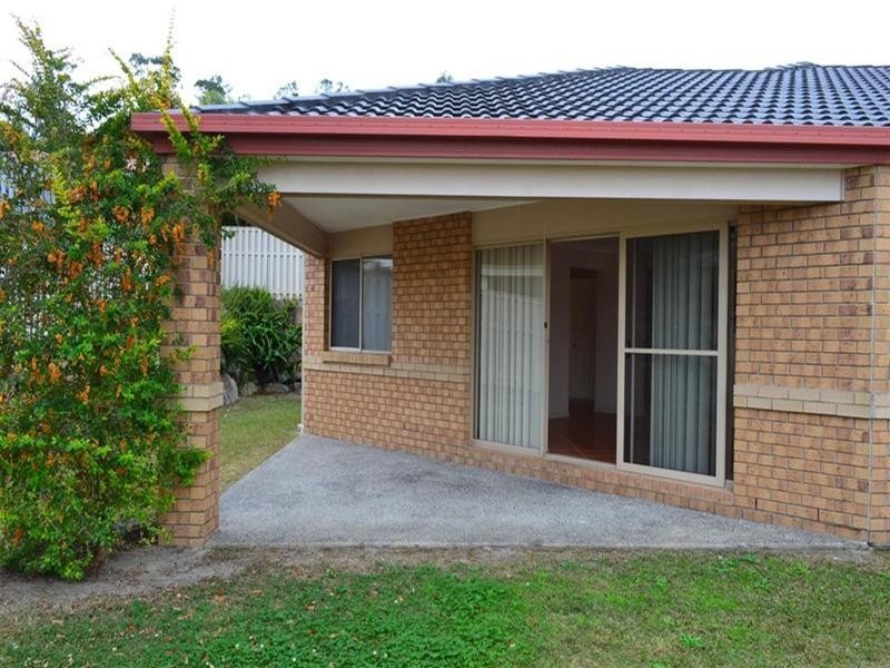 45 Feathertop Crescent, Pacific Pines QLD 4211