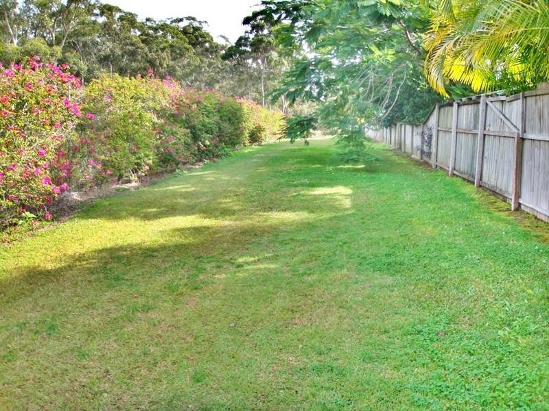 10 Navua Court, Pacific Pines QLD 4211