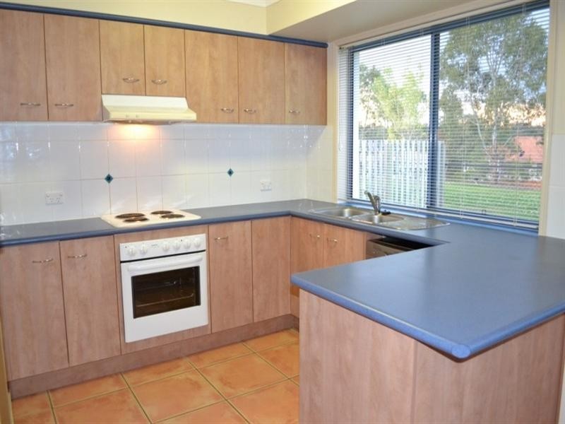 2 Studio Drive, Pacific Pines QLD 4211