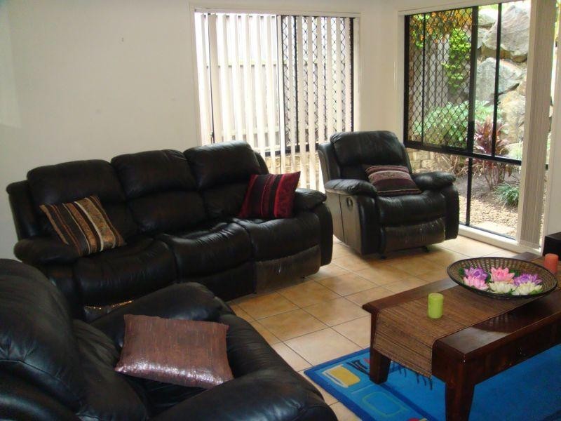 Pacific Pines QLD 4211