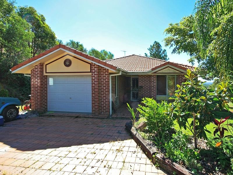 15 High Ridge Road, Pacific Pines QLD 4211