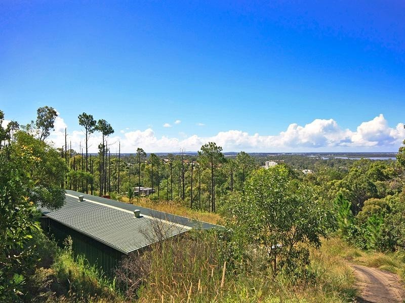 15 High Ridge Road, Pacific Pines QLD 4211