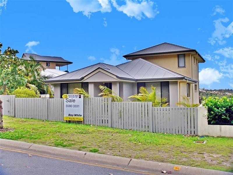 14 Woodward Lane, Pacific Pines QLD 4211